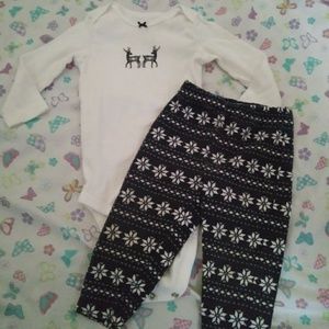 Reindeer Carter's outfit